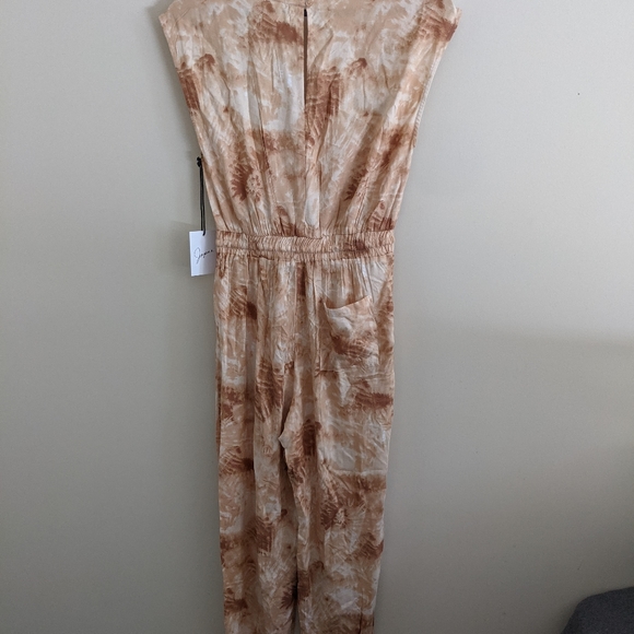 NWT Tie dye jumpsuit! - Picture 14 of 15